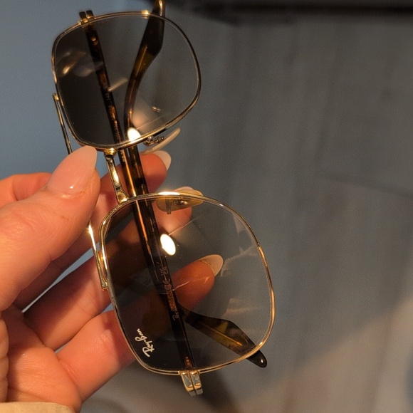 Ray Bans - Picture 3 of 6